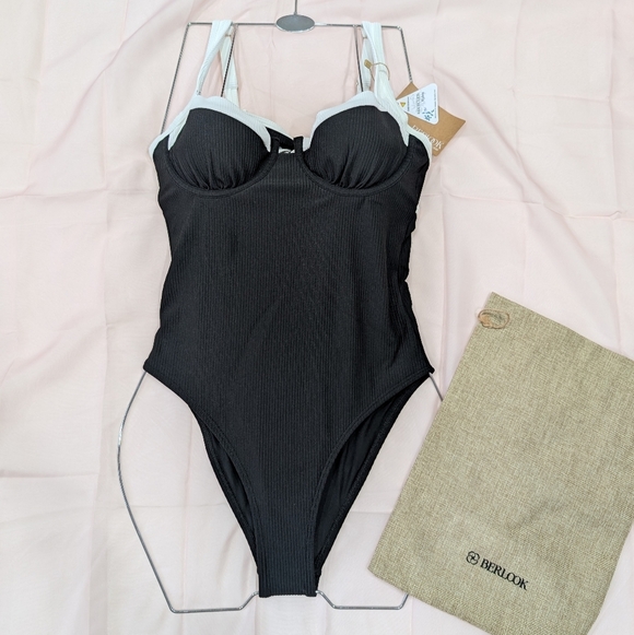 BNWT / Berlook / XS/ Small / Medium / Large Contrast Trim Knotted One-Piece - Picture 2 of 5